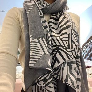 scarf